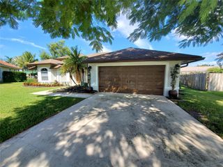 13917 Sheffield Court, Wellington, FL 33414