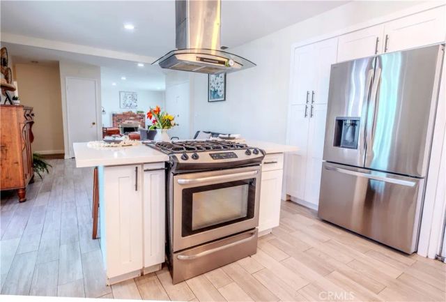 1355 N Orange Avenue, Ontario, CA 91764