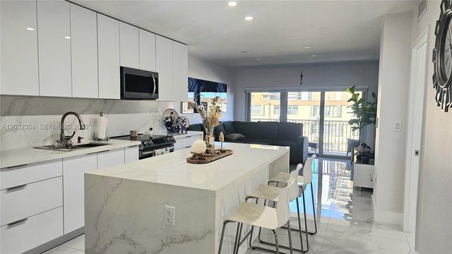 1950 S Ocean Drive 3D, Hallandale Beach, FL 33009