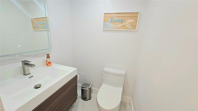 1950 S Ocean Drive 3D, Hallandale Beach, FL 33009