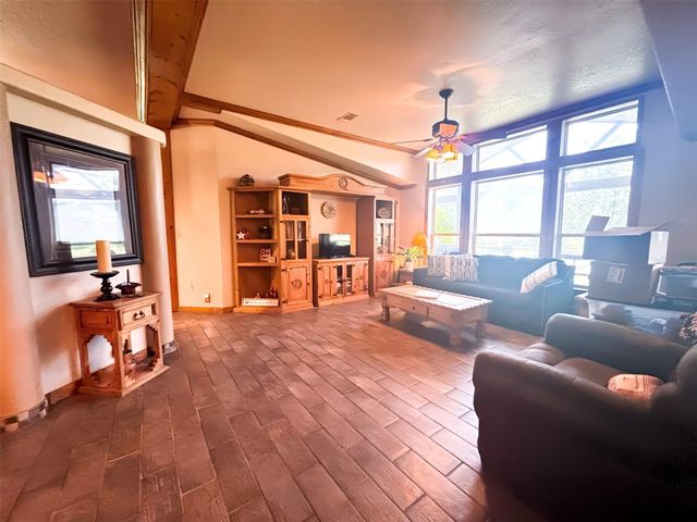 129 Saint Michaels Drive, Trinidad, TX 75163