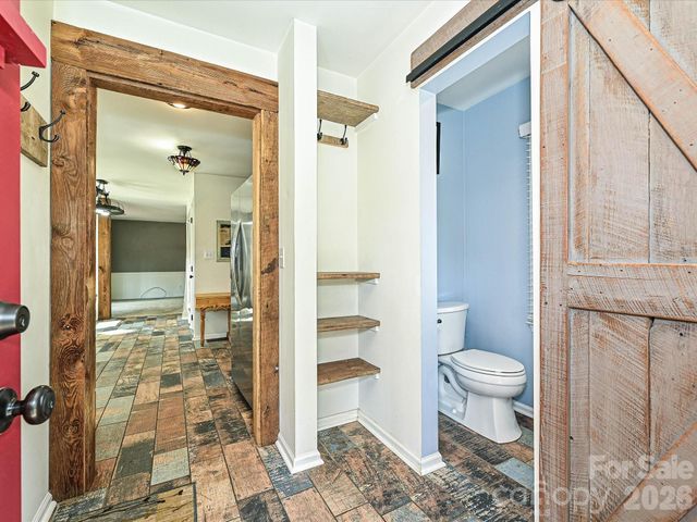 104 Deertrack Drive, Mount Holly, NC 28120