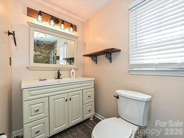 104 Deertrack Drive, Mount Holly, NC 28120