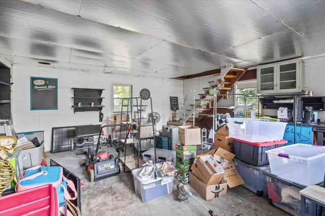 606 CLINKSCALES RD, Columbia, MO 65203