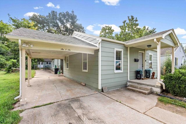 606 CLINKSCALES RD, Columbia, MO 65203