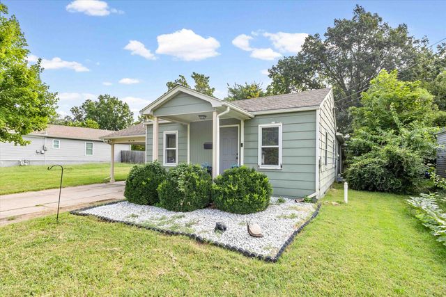 606 CLINKSCALES RD, Columbia, MO 65203
