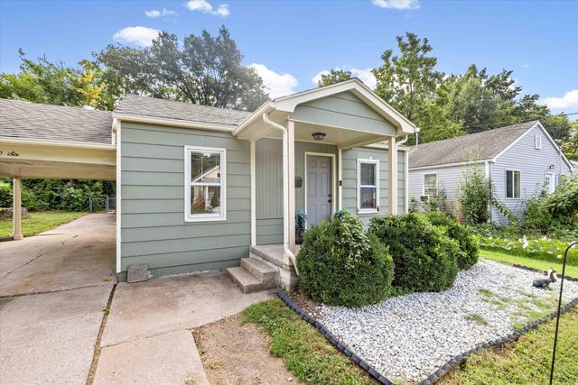 606 CLINKSCALES RD, Columbia, MO 65203