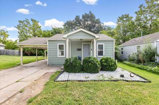 606 CLINKSCALES RD, Columbia, MO 65203