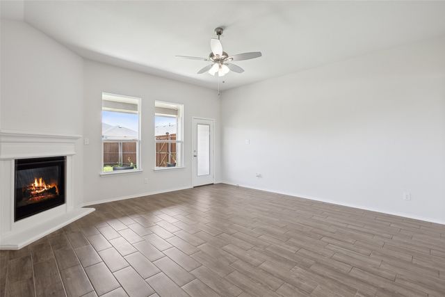 3731 Topeka Trail, Crandall, TX 75114