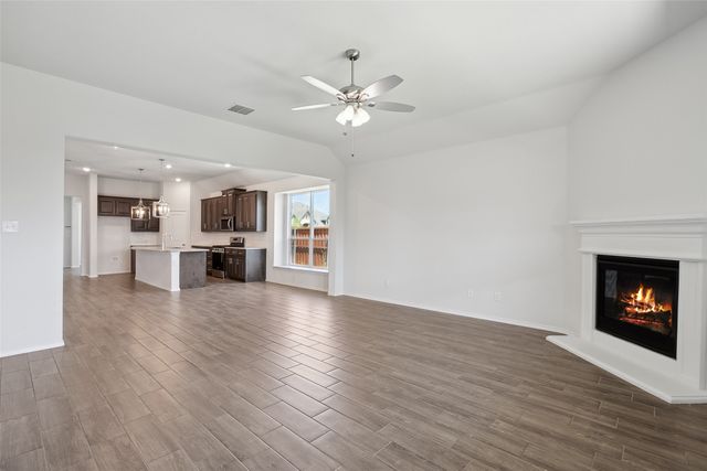 3731 Topeka Trail, Crandall, TX 75114