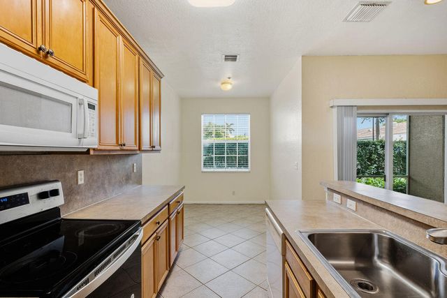 160 Village Boulevard G, Tequesta, FL 33469