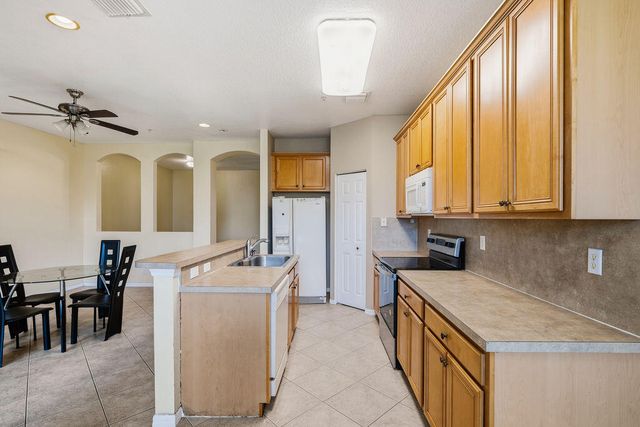 160 Village Boulevard G, Tequesta, FL 33469