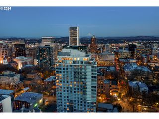 1500 Sw 11TH Ave 2701, Portland, OR 97201