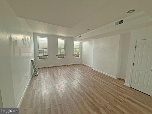 721 W LAFAYETTE AVE, Baltimore, MD 21217