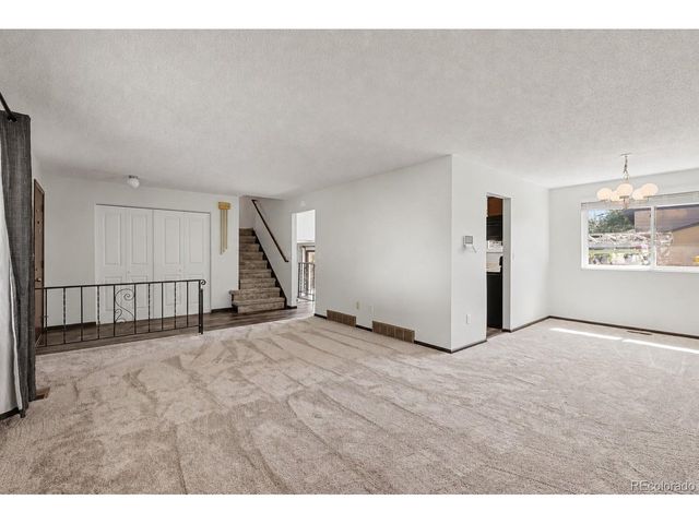 6556 S Brentwood Way, Littleton, CO 80123