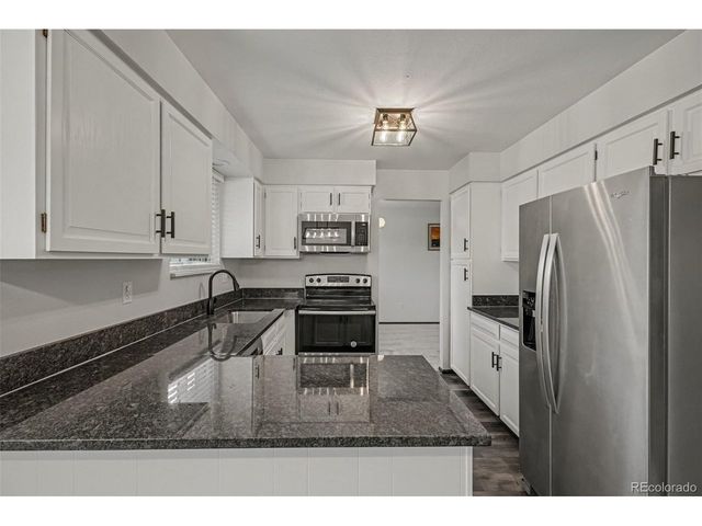 6556 S Brentwood Way, Littleton, CO 80123