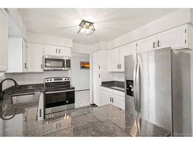 6556 S Brentwood Way, Littleton, CO 80123