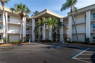 1624 Pine Valley DR # 310, Fort Myers, FL 33907