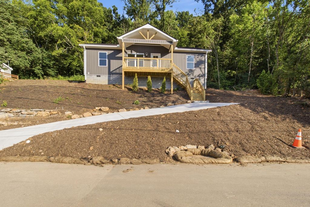 3812 Grace Avenue, Chattanooga, TN 37406