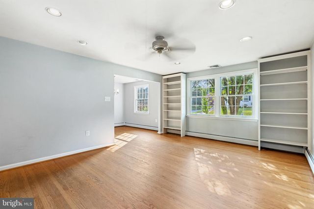 835 BEECHWOOD, Havertown, PA 19083
