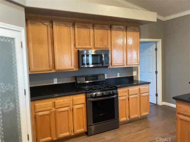 9628 7th, Victorville, CA 92392