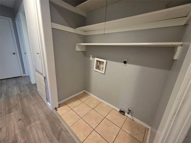 1015 Western Hills Drive, Katy, TX 77450