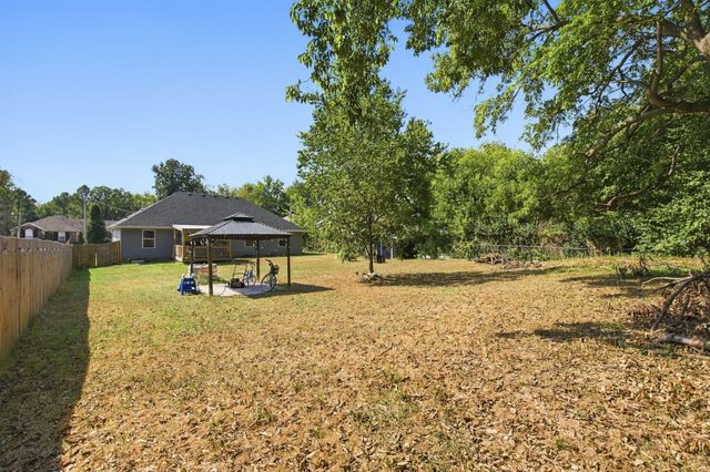 3141 E Iroquois Street, Springfield, MO 65804