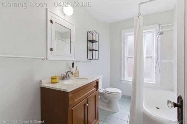 2517 MAPLEWOOD Avenue, Royal Oak, MI 48073