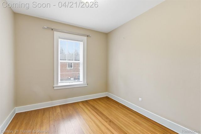 2517 MAPLEWOOD Avenue, Royal Oak, MI 48073