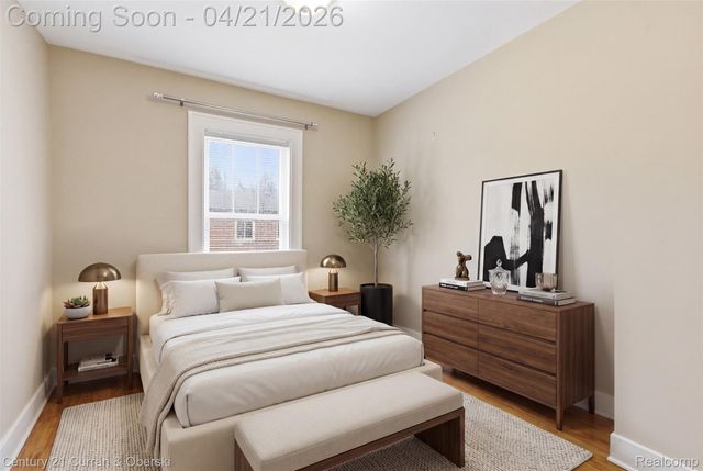 2517 MAPLEWOOD Avenue, Royal Oak, MI 48073