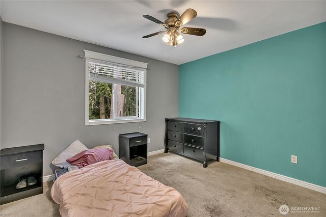 18015 Mossywood Court SE, Yelm, WA 98597