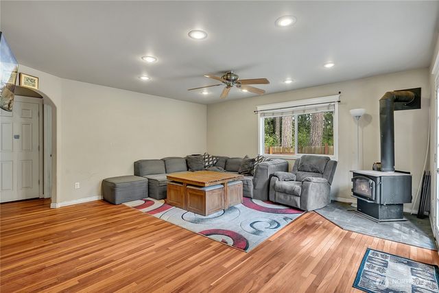 18015 Mossywood Court SE, Yelm, WA 98597