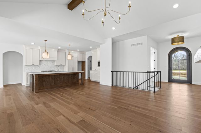 8533 S LAGOS DR, Columbia, MO 65201