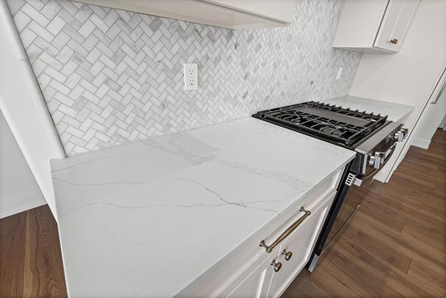 8533 S LAGOS DR, Columbia, MO 65201