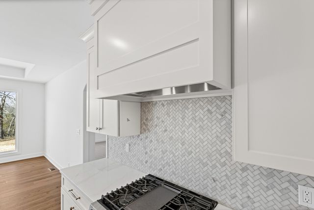 8533 S LAGOS DR, Columbia, MO 65201