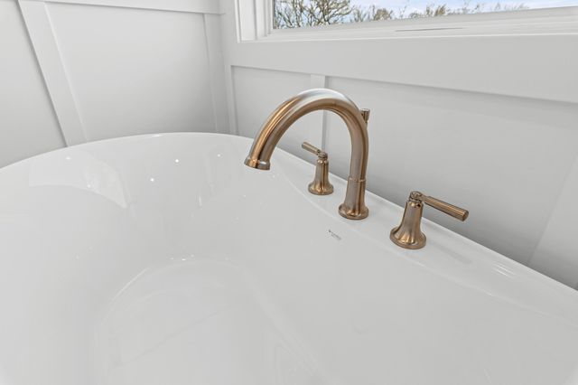 8533 S LAGOS DR, Columbia, MO 65201