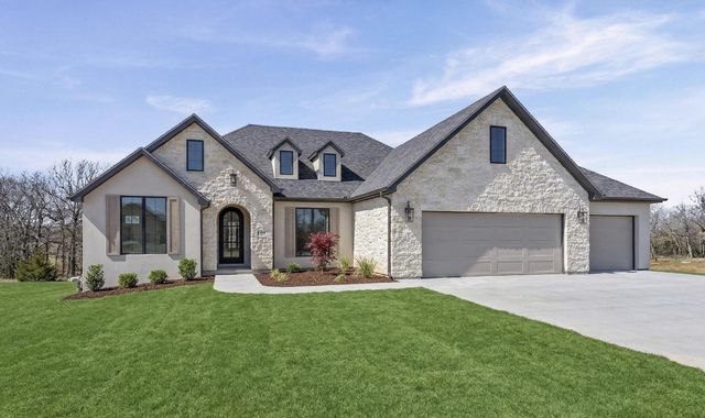 8533 S LAGOS DR, Columbia, MO 65201