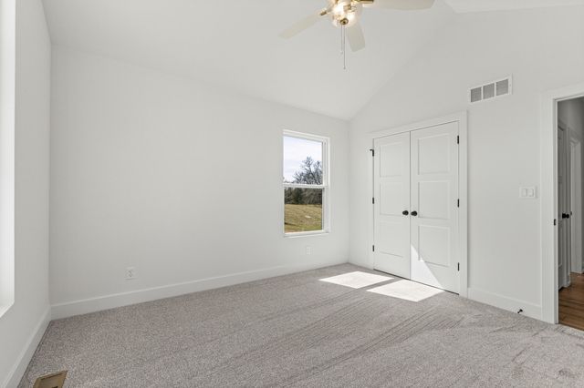 8533 S LAGOS DR, Columbia, MO 65201