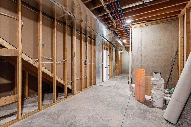 8533 S LAGOS DR, Columbia, MO 65201