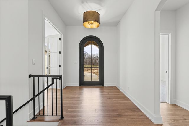 8533 S LAGOS DR, Columbia, MO 65201