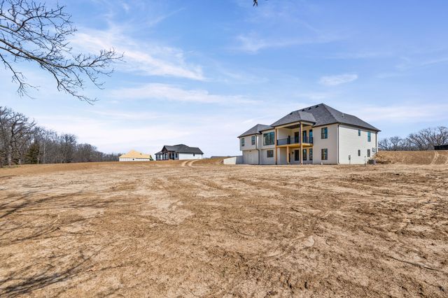 8533 S LAGOS DR, Columbia, MO 65201