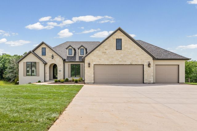 8533 S LAGOS DR, Columbia, MO 65201