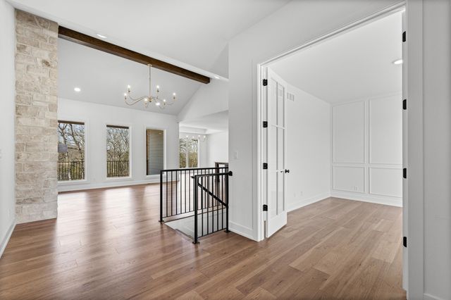 8533 S LAGOS DR, Columbia, MO 65201