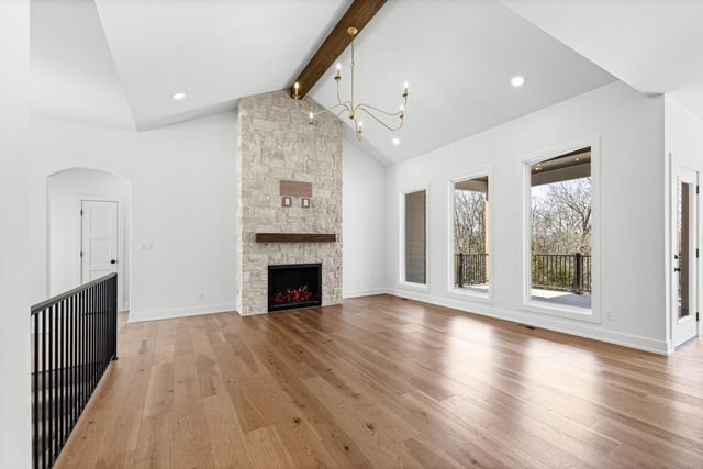 8533 S LAGOS DR, Columbia, MO 65201