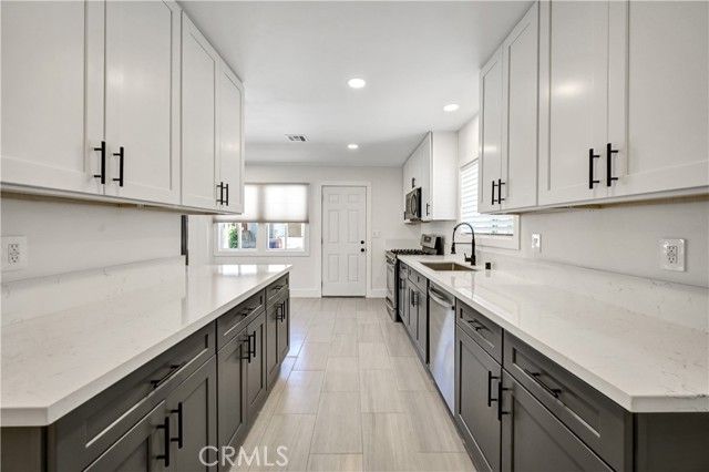 3948 San Marcos, Riverside, CA 92504