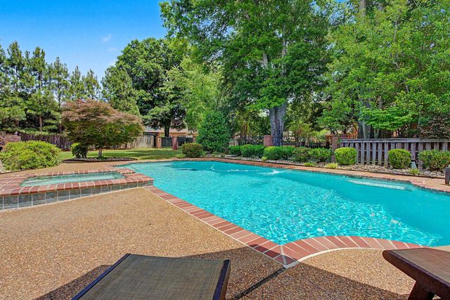3318 CLUBHILL DR, Memphis, TN 38125