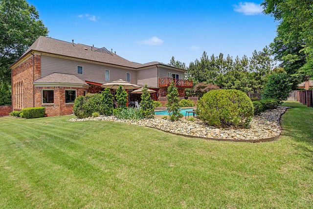 3318 CLUBHILL DR, Memphis, TN 38125