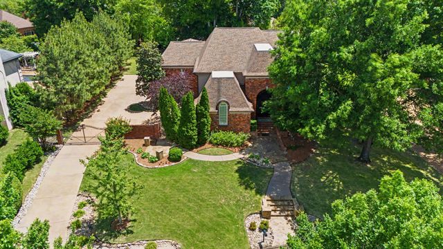 3318 CLUBHILL DR, Memphis, TN 38125