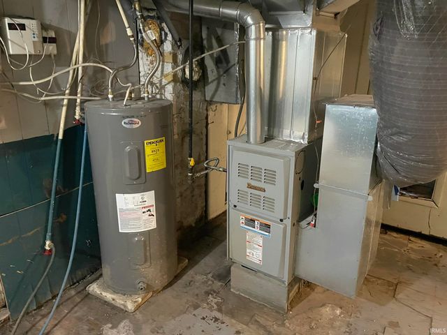 319 McKinnie Avenue, Fort Wayne, IN 46806