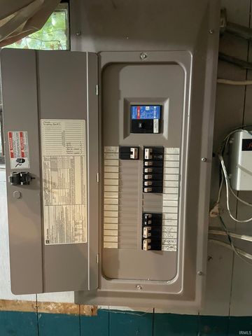 319 McKinnie Avenue, Fort Wayne, IN 46806